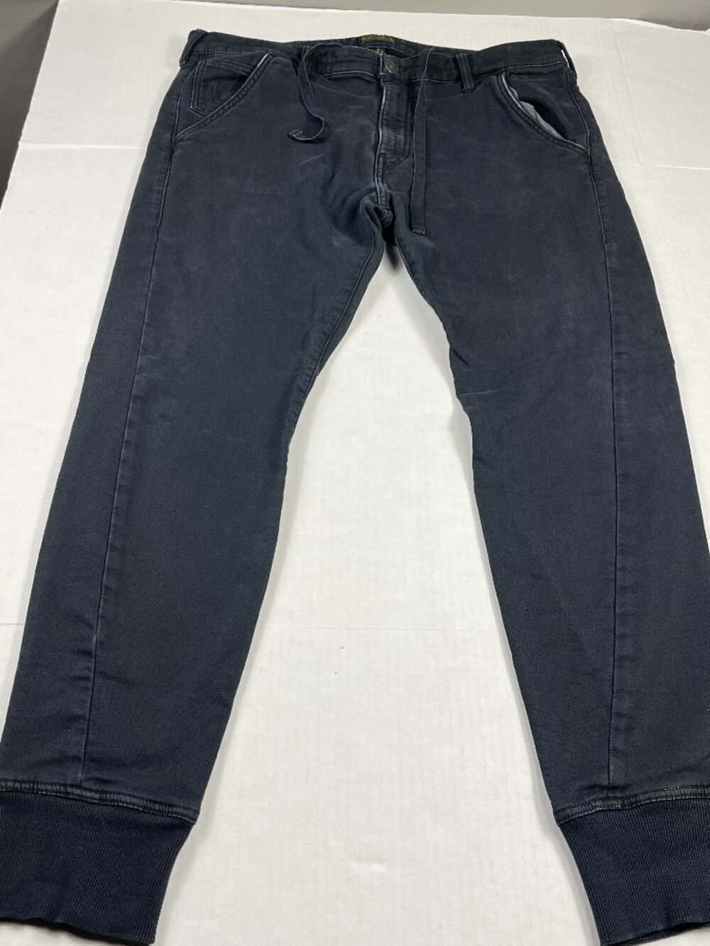 True Religion Mens Runner Relaxed Jogger Pants Washed Black Comfort Casual 38